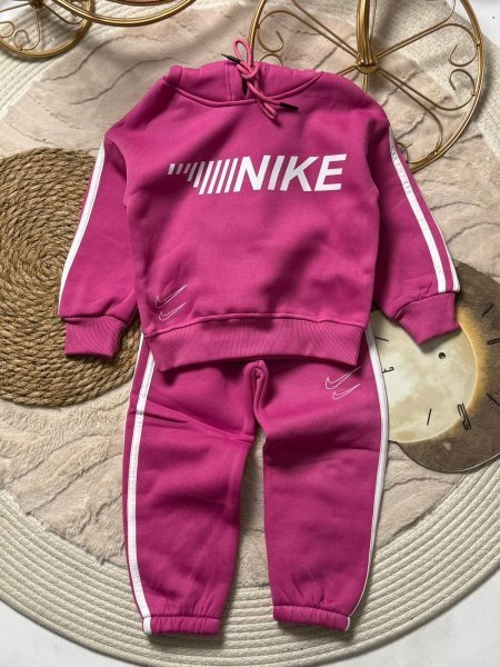 ترينج بناتي شتوي Nike 2-10