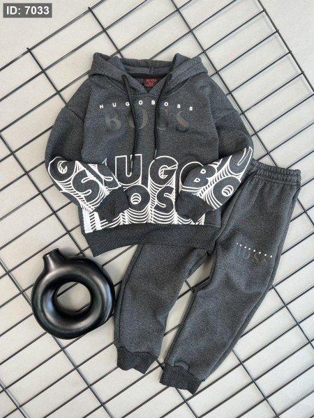 بدلة Boss مبطن ثقيل